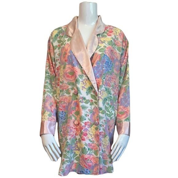 Victoria's Secret Other - VICTORIA’S SECRET Vintage Gold Label Floral Long Sleeves Robe.Size S